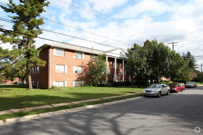 Building Photo - Fairfield Apartments