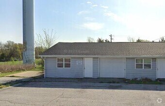 Building Photo - 7404 N Moberly Dr