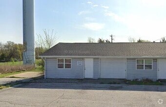 Building Photo - 7404 N Moberly Dr