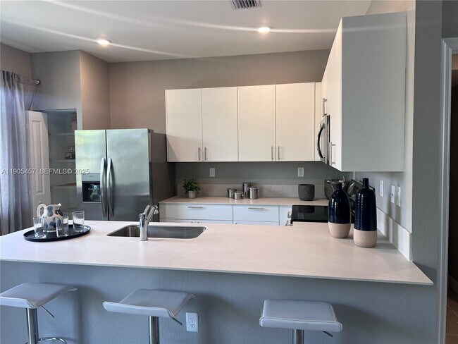 Foto del edificio - 640 SE 14th St