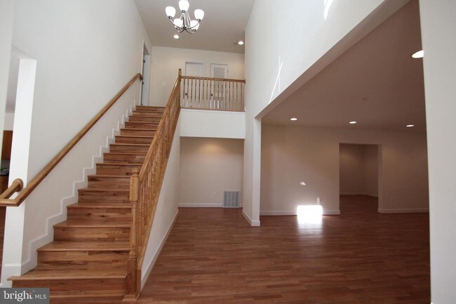 Building Photo - 14320 Brandywine Rd