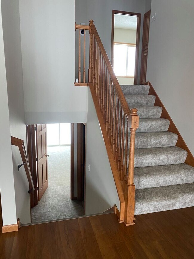 Stairwell - 723 7th St