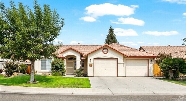 Building Photo - 749 Nighthawk Ct