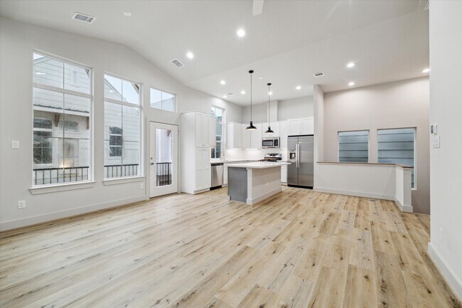 Foto del edificio - 5229 Hillman St