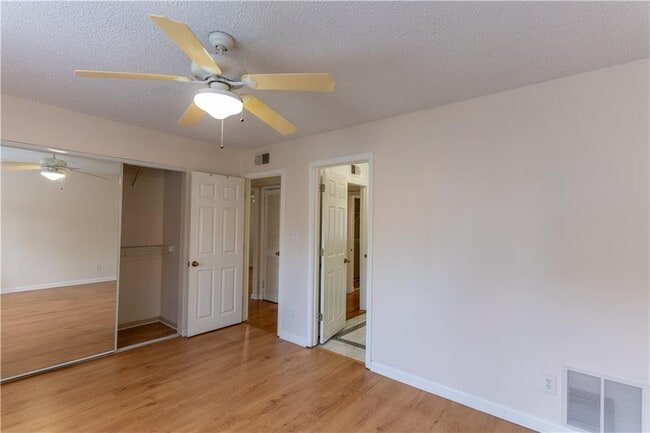 Foto del edificio - 4266 Roswell Rd NE