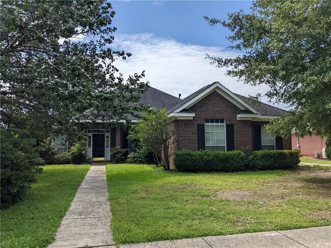 Building Photo - 1355 Amber Glen