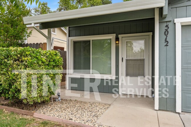 Building Photo - 5012 Sunshine Ln