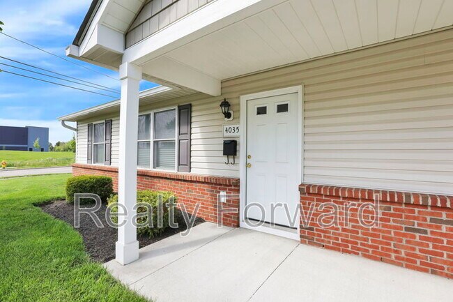 Foto del edificio - 4038 Elm Creek Dr