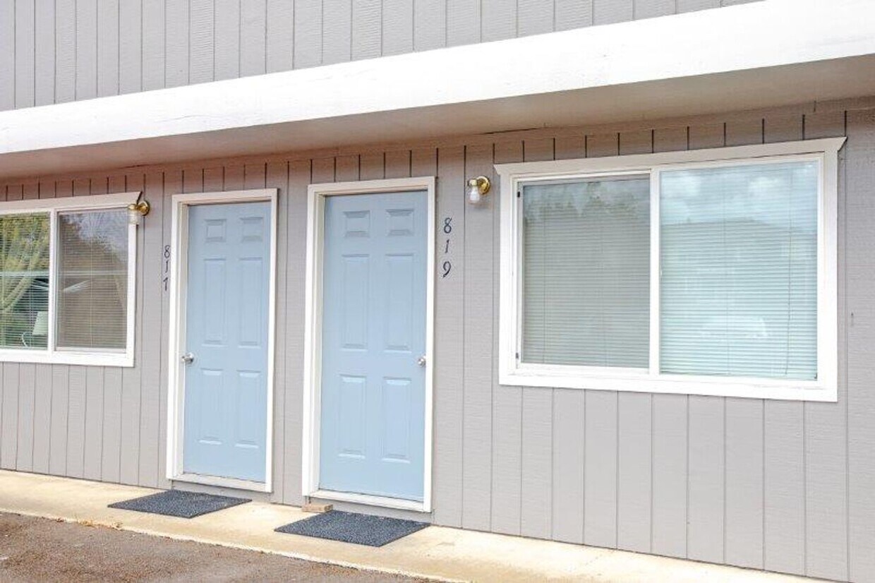 Foto principal - Corvallis Triplex