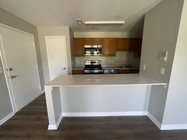 Foto del edificio - Must see this adorable 2 Bedroom, 2 bath condo on the 2nd floor in the RoseCroft community