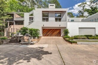 Building Photo - 47 Legend Ln