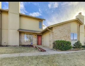 Building Photo - 9613 Hefner Village Blvd