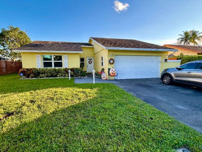 Photo - 9512 Saddlebrook Dr House