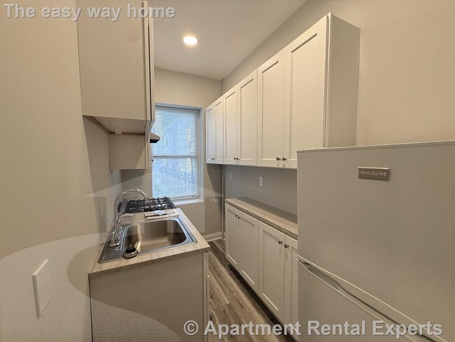 Photo - 74 Kirkland St Apartment