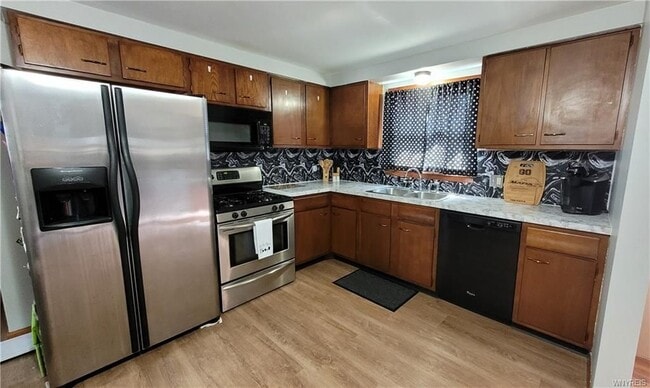 Building Photo - 51 Audet Dr