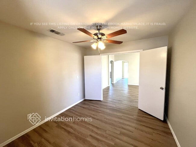 Building Photo - 12034 W Scotts Dr