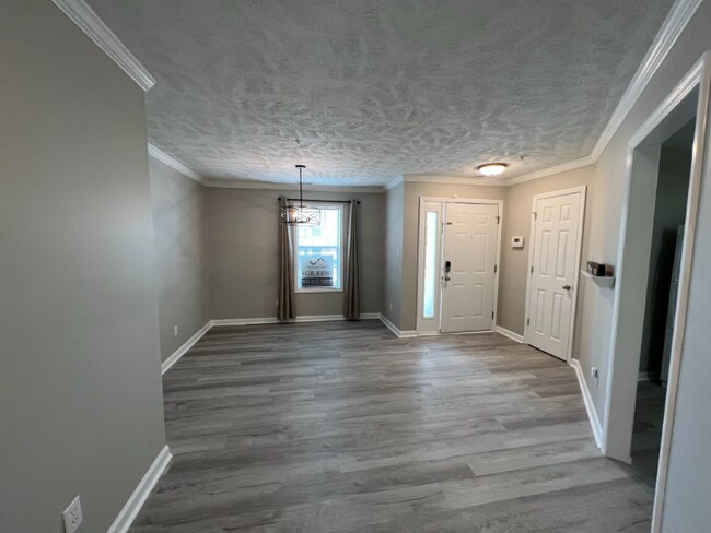 Foto del edificio - 382 Bubble Creek Ct