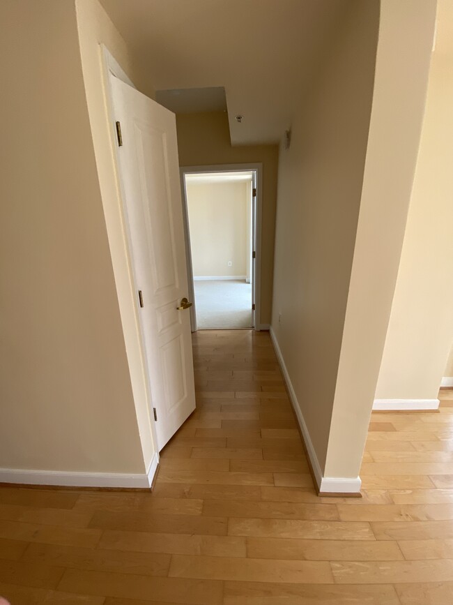 Foto del edificio - 616 E St NW