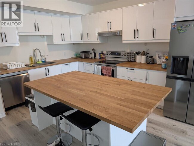 Building Photo - 4202 Manson Ln