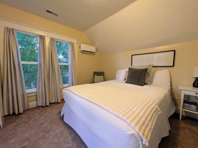 Foto del edificio - 250 N 100 W