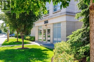Building Photo - 3865-3865 Lake Shore Blvd W
