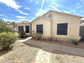 Building Photo - 8520 W Palm Ln