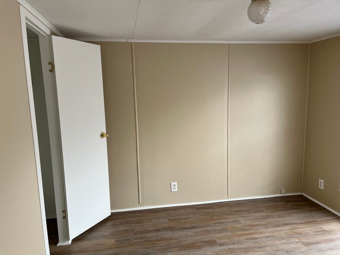 Foto principal - 915 N Filmore St