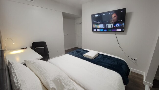 Photo - 8029 240th St SW House