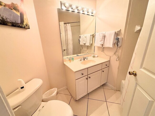 Foto del edificio - 8137 Carnoustie Pl