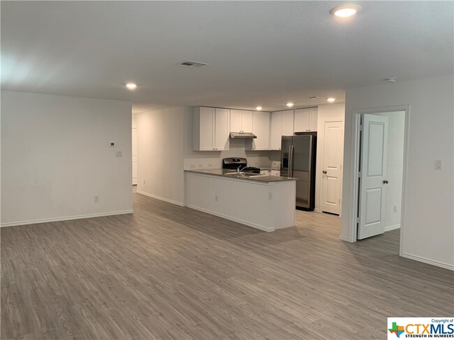 Building Photo - 434 Fairy Duster Dr