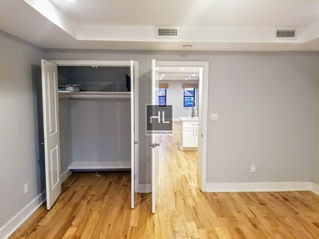 Foto del edificio - 258 Bainbridge St
