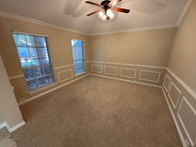 Foto del edificio - Great Flower Mound Location!