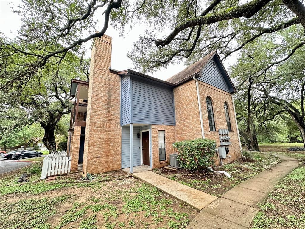 Primary Photo - 1601 Faro Dr