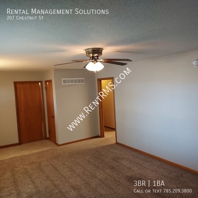 Building Photo - 207 Chestnut St