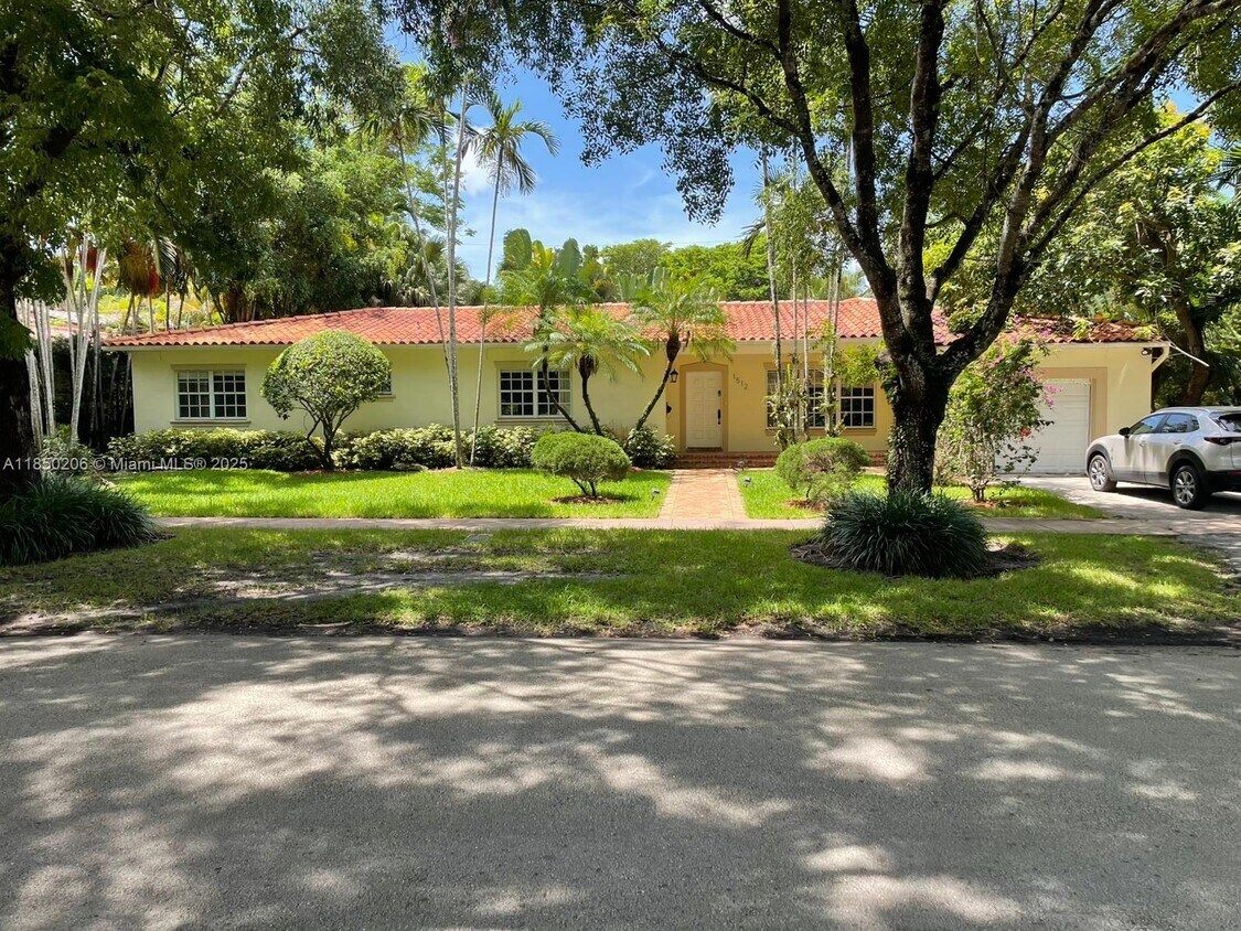 Foto principal - 1512 Certosa Ave
