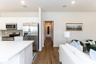BPP - Magnolia Model Home-Web-0011 (7).jpg - Magnolia Point Cottages & Townhomes