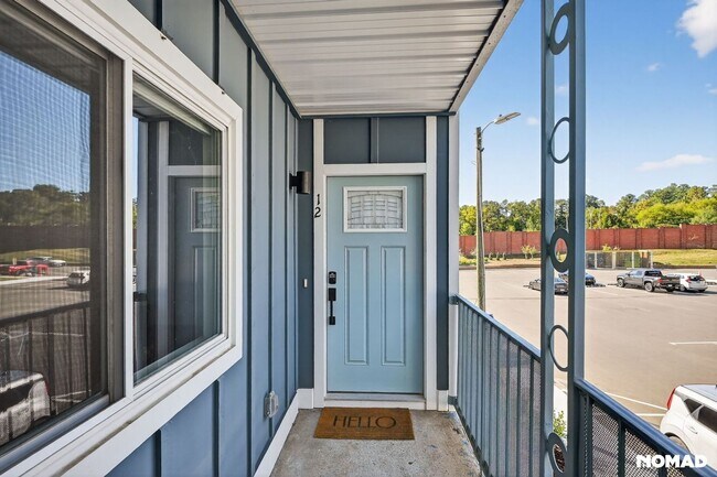 Building Photo - 1309 Hudson Ave