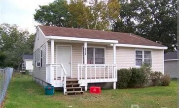 Building Photo - 222 N 31st St