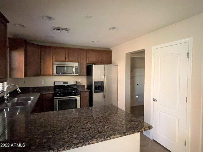 Foto del edificio - 3517 E Erie St