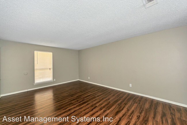 Building Photo - 709 Hercules Ln