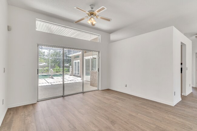 Foto del edificio - 4428 White Oak Cir