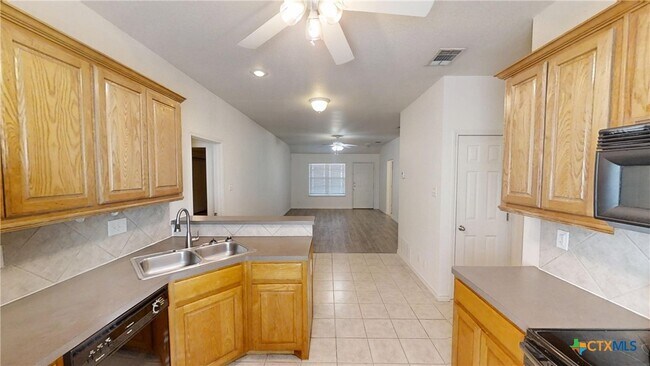 Foto del edificio - 204 S 34th St