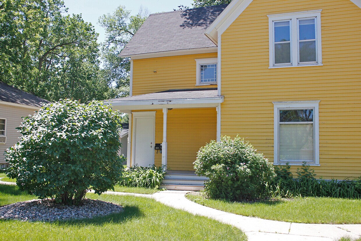 Foto principal - 825 8th Ave