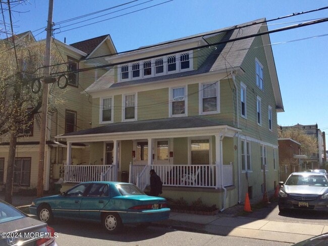 Building Photo - 64 Mt Hermon Way