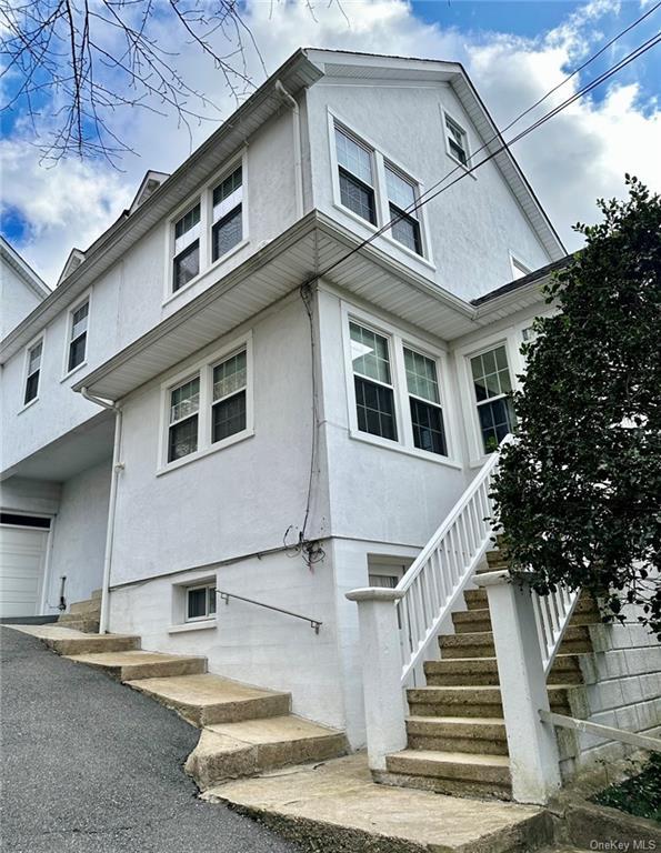 Building Photo - 128 Nethermont Ave