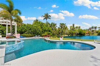 Building Photo - 2325 Lantern Ln