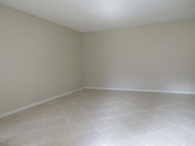 Foto del edificio - 2302 Sunrise Blvd