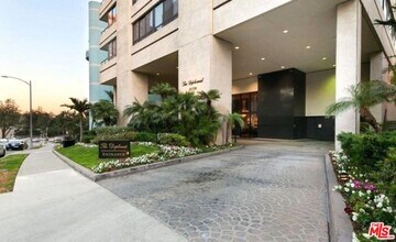 Building Photo - 10350 Wilshire Blvd