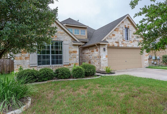 Building Photo - Your Ideal Home Awaits – 4BR, 3BA & More!