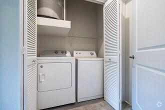 1BR/1BA, 820SF - Laundry Room - Sierra at Fall Creek
